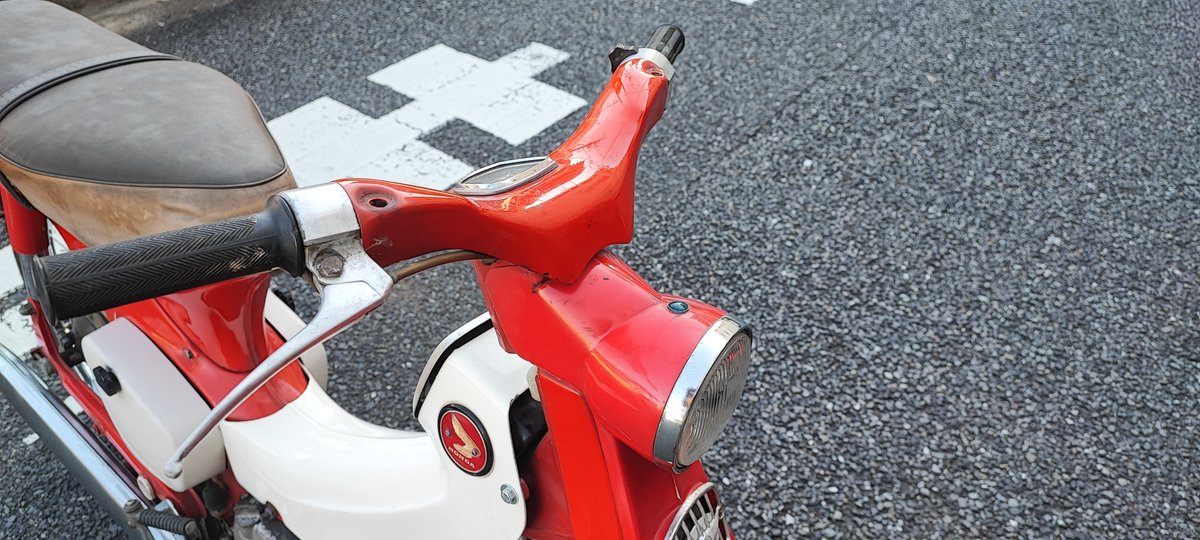 outstandingcom's tweet image. 販売予定の車両です。北米仕様のCA105に「スチューデント」キットが組まれた車両に見えますが不思議なことにフロントウインカーがありません。この車両についてご存じの方がいらっしゃいましたら是非教えてください。相当やれてますが新車（未走行）車両になります。#outstandingcom