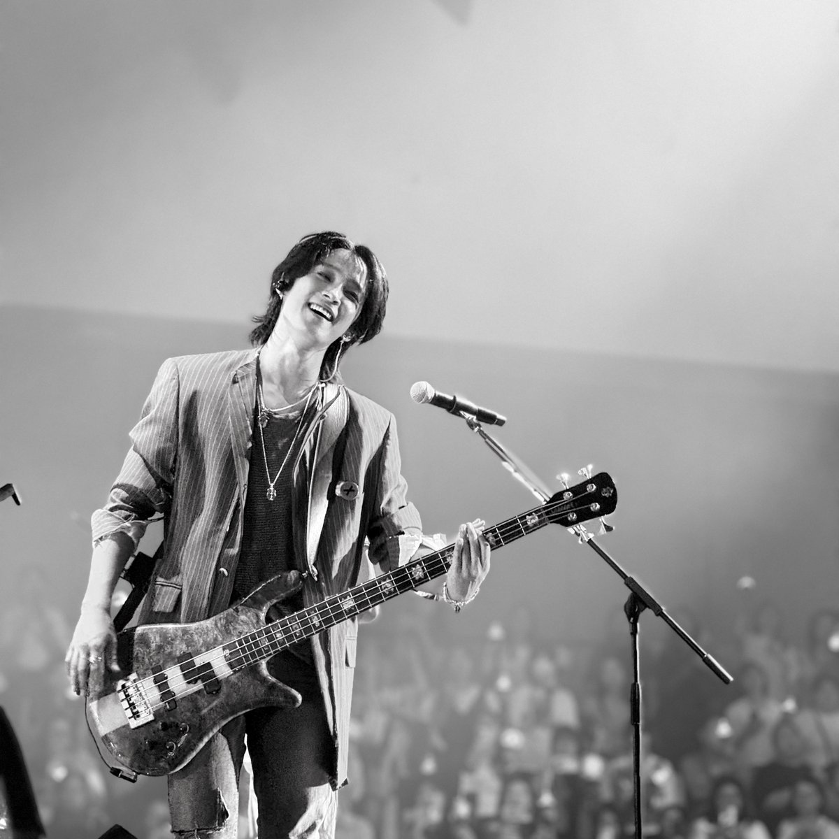 RPWORLDFESS's tweet photo. Aye | this is Lee Jaejin from FTIsland speaking. I’m in a mission to expand my social circle. So, leave a reply if you’re willing to be my friends! Have a good night. https://t.co/W5xlkDaR6j