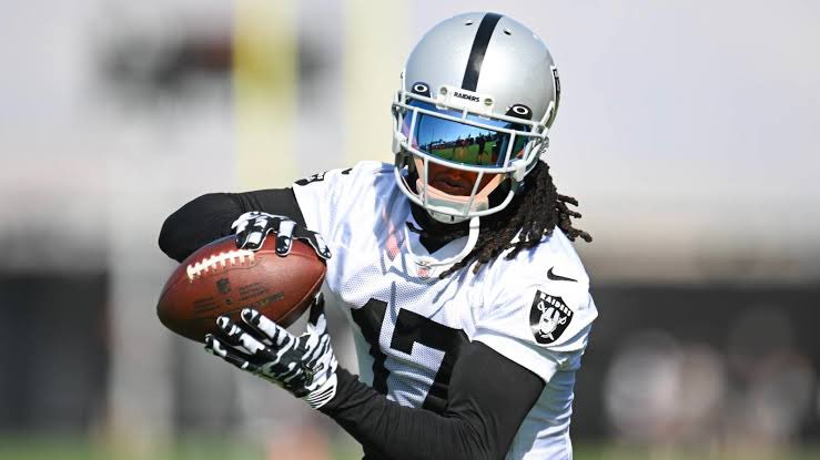 Stephen A Shit (@stephenashit30) on Twitter photo The #RaiderNation are sending All Pro WR Davante Adams to the #jets, for a conditional 4th round pick, that can become a 2nd.
Per: <a href="/RapSheet/">Ian Rapoport</a>
#nfl #RaiderNation #jets The #RaiderNation are sending All Pro WR Davante Adams to the #jets, for a conditional 4th round pick, that can become a 2nd.
Per: <a href="/RapSheet/">Ian Rapoport</a>
#nfl #RaiderNation #jets