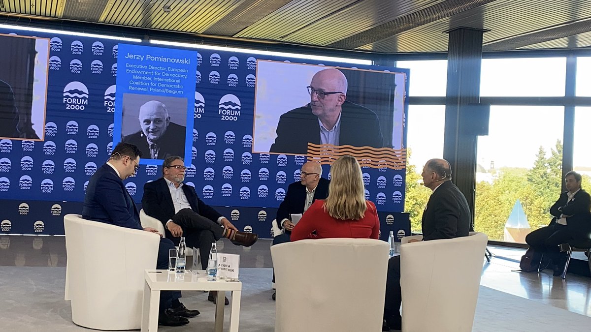 In the panel “Future of Transatlantic Relations after the US Elections,” <a href="/j_pomianowski/">Jerzy Pomianowski</a>, Executive Director of <a href="/EEDemocracy/">European Endowment for Democracy</a>, emphasized: “In democracy, not everything is decided by the results of the election.” <a href="/Forum_2000/">Forum 2000</a> #NATO #EU #USElection2024