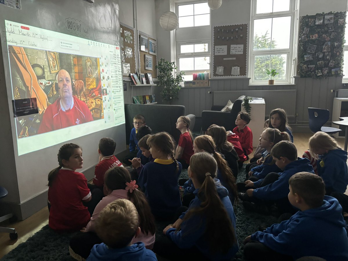 Cadoxton Primary (@cadoxtonps) on Twitter photo #CPSMawr and #CPSCleddau enjoyed hearing the story of Gelert from Giglets for Diwrnod Shwmae. <a href="/CSCSiarterIaith/">🏴CSC Siarter Iaith CCD 🟦🟩⬜</a> <a href="/CSC_Cymraeg/">🏴CSC Cymraeg CCD 🟦🟩⬜</a> #CPSMawr and #CPSCleddau enjoyed hearing the story of Gelert from Giglets for Diwrnod Shwmae. <a href="/CSCSiarterIaith/">🏴CSC Siarter Iaith CCD 🟦🟩⬜</a> <a href="/CSC_Cymraeg/">🏴CSC Cymraeg CCD 🟦🟩⬜</a>