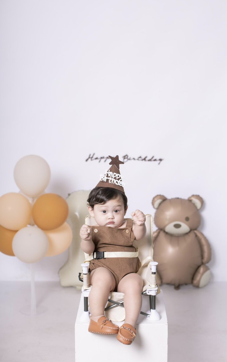 dandelreyes's tweet photo. My cutieeee baby love love 🧸✨ https://t.co/Fg9H9MaclC