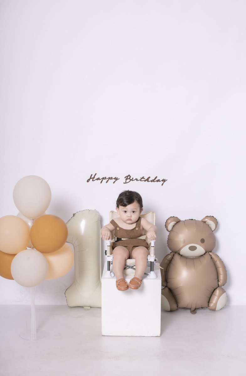 dandelreyes's tweet photo. My cutieeee baby love love 🧸✨ https://t.co/Fg9H9MaclC