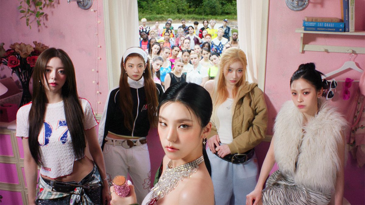 midzy_sae's tweet photo. GOLDさいこうでした！！ඉ́  ̫ ඉ̀
MAMAも頑張ろう👍🏻

#2024MAMAVOTE  #ITZY https://t.co/DJxkNtr0l2