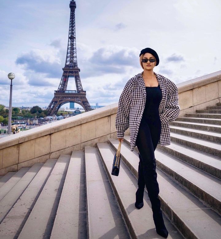 Victoria CEO VSGlobal
Victoria  CEO VikingsNation

We really no get work oh...

That's why Victoria has employed us all

Victoria D Salary payer
Victoria D Employer...
Victoria D pretty Queen👑

VICTORIA THE STANDARD 
VICTORIA THE YARDSTICK 
#VictoriaOnyenwere 
#VikingsXVictoria