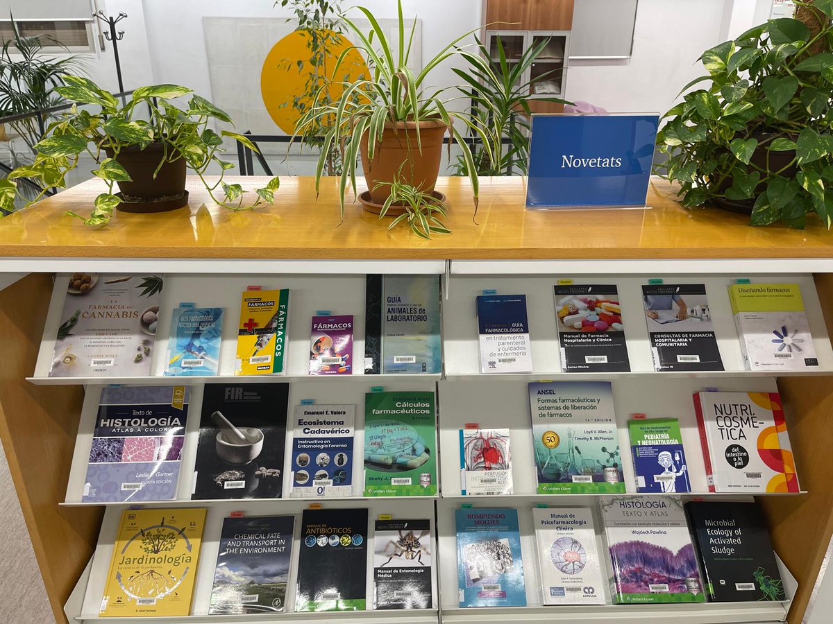 craiubfcca's tweet photo. 📢Consulta les novetats bibliogràfiques del mes al @craiubfcca‼️
💊#CampusDiagonal👉🔗 https://t.co/NSaZ47UDZa
🍏#CampusTorribera👉🔗 https://t.co/YxkbsIdp2F https://t.co/z4OumbrxRp