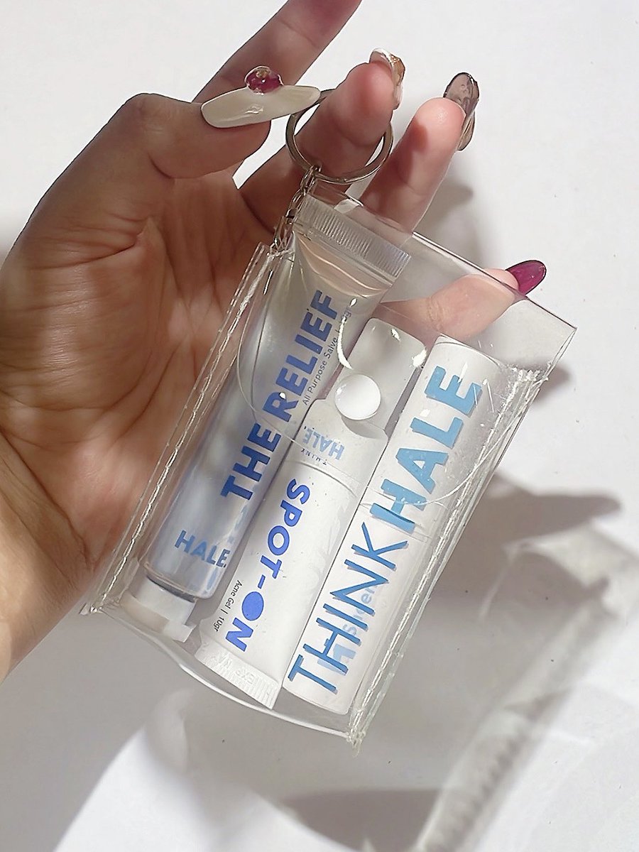 bulbulkun's tweet photo. Don't wait for help! Be your own hero with mini "emergency kit" no matter where you go~🦸🏻‍♀️

Riil.. HALE Emergency Kit definisi "cute size, big impact" gitu sih! Wajib punya karena beneran berguna banget! Bisa digantung di tas juga!♥️ https://t.co/uSoAE7I0MT