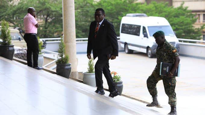 𝑨𝑯𝑰𝑴𝑩𝑰𝑺𝑰𝑩𝑾𝑬 𝑻𝑰𝑴𝑶𝑻𝑯𝒀 tweet media