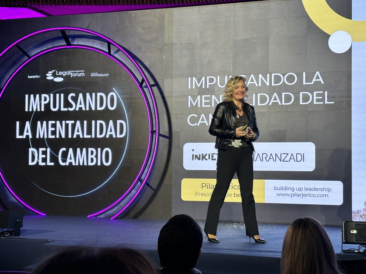 Impulsar la Mentalidad del cambio con <a href="/PilarJerico/">Pilar Jericó</a> no hablando de tener más recursos sino de cambiar nuestra forma de ver las cosas para salir de nuestra zona de confort y atrevernos a hacer las cosas de otra manera #legalforum24