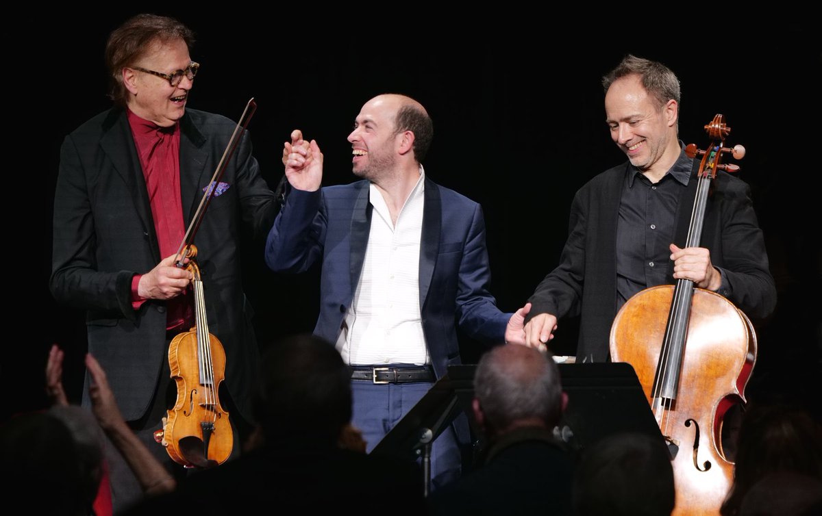 ðð¥ðð¡ð̧ð¢ððŠ ððšð ð¢ð¡ð§ (@fdumontpiano) on Twitter photo Immense plaisir d'avoir interprété #Beethoven et #Brahms, dimanche dernier, avec <a href="/AugustinDumay/">Augustin Dumay</a> et <a href="/hdemarquette/">Henri Demarquette</a>, en clÃŽture du 13e Festival <a href="/PornicClassic/">Pornic Classic</a> <a href="/VilleDePornic/">Ville de Pornic</a> !
Grand merci à tous pour la réussite de cette édition.
A l'année prochaine ! Immense plaisir d'avoir interprété #Beethoven et #Brahms, dimanche dernier, avec <a href="/AugustinDumay/">Augustin Dumay</a> et <a href="/hdemarquette/">Henri Demarquette</a>, en clÎture du 13e Festival <a href="/PornicClassic/">Pornic Classic</a> <a href="/VilleDePornic/">Ville de Pornic</a> !
Grand merci à tous pour la réussite de cette édition.
A l'année prochaine !