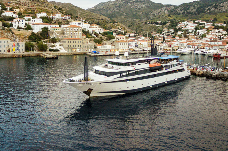 Cruise Industry News tweet media