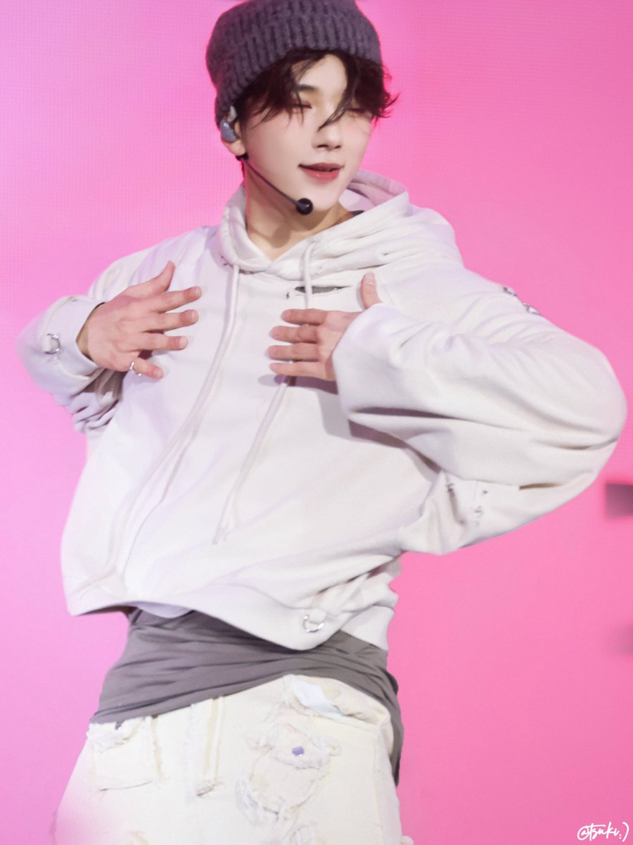 241012

🫣🤤🥵

#JOSHUA #조슈아 
#ジョシュア
#SEVENTEEN #세븐틴