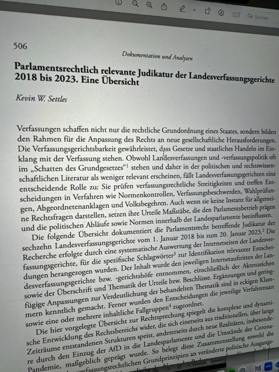 kwsettles's tweet photo. 📕Neuerscheinung zur #Parlamentsrecht/lich relevanten #Judikatur der Landesverfassungsgerichte 2018-2023. Warum Landesverfassungsgerichte mehr im Fokus stehen sollten – und was ihre Entscheidungen für Parlamente bedeuten im Mini-Thread 🧵⤵️ [https://t.co/9jGxubdG7I] https://t.co/BW83qcYhZi
