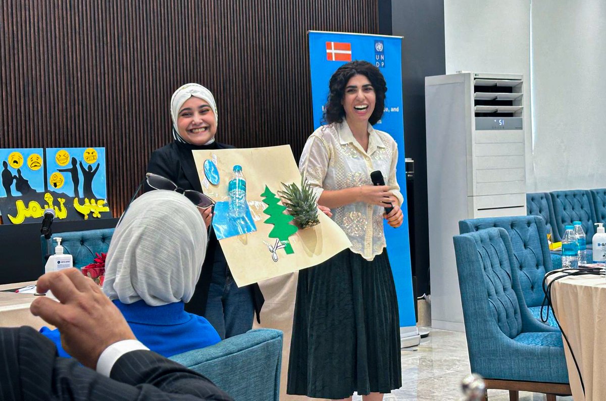 تمكين الشباب من أجل مستقبل سلمي!  

يسعدنا أن ندعم 26 متطوعاً ومتطوعة من المحافظات المحررة #الأنبار و #ديالى و #صلاح_الدين و #نينوى و #كركوك.

يعمل المتطوعون معا على توطين أجندة الشباب والسلام والأمن، وتمهيد الطريق للسلام المستدام والتغيير الإيجابي في مجتمعاتهم.
(1/2)