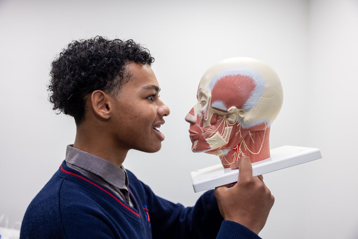 AnatomyTCD (@anatomytrinity) on Twitter photo Happy #WorldAnatomyDay!! Fantastic public engagement & outreach event <a href="/DannyJohnston2/">Danny Johnston</a> <a href="/DrMelissaConroy/">Melissa Conroy</a> & Eimear Mylod Wonderful to contribute to a greater understanding of the amazing human body🧠🫀🫁🦴👀#Outreach <a href="/AccessTCD/">TAP</a> <a href="/TrinityMed1/">School of Medicine, Trinity College Dublin</a> Happy #WorldAnatomyDay!! Fantastic public engagement & outreach event <a href="/DannyJohnston2/">Danny Johnston</a> <a href="/DrMelissaConroy/">Melissa Conroy</a> & Eimear Mylod Wonderful to contribute to a greater understanding of the amazing human body🧠🫀🫁🦴👀#Outreach <a href="/AccessTCD/">TAP</a> <a href="/TrinityMed1/">School of Medicine, Trinity College Dublin</a>