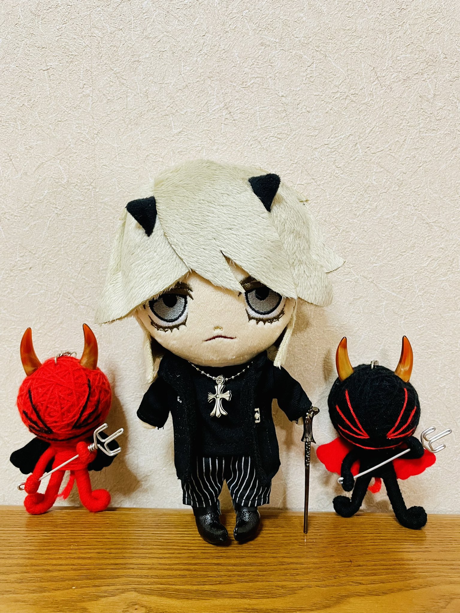 hyde ぬいぐるみ STUFFED KEYCHAIN – HYDE ONLINE STORE