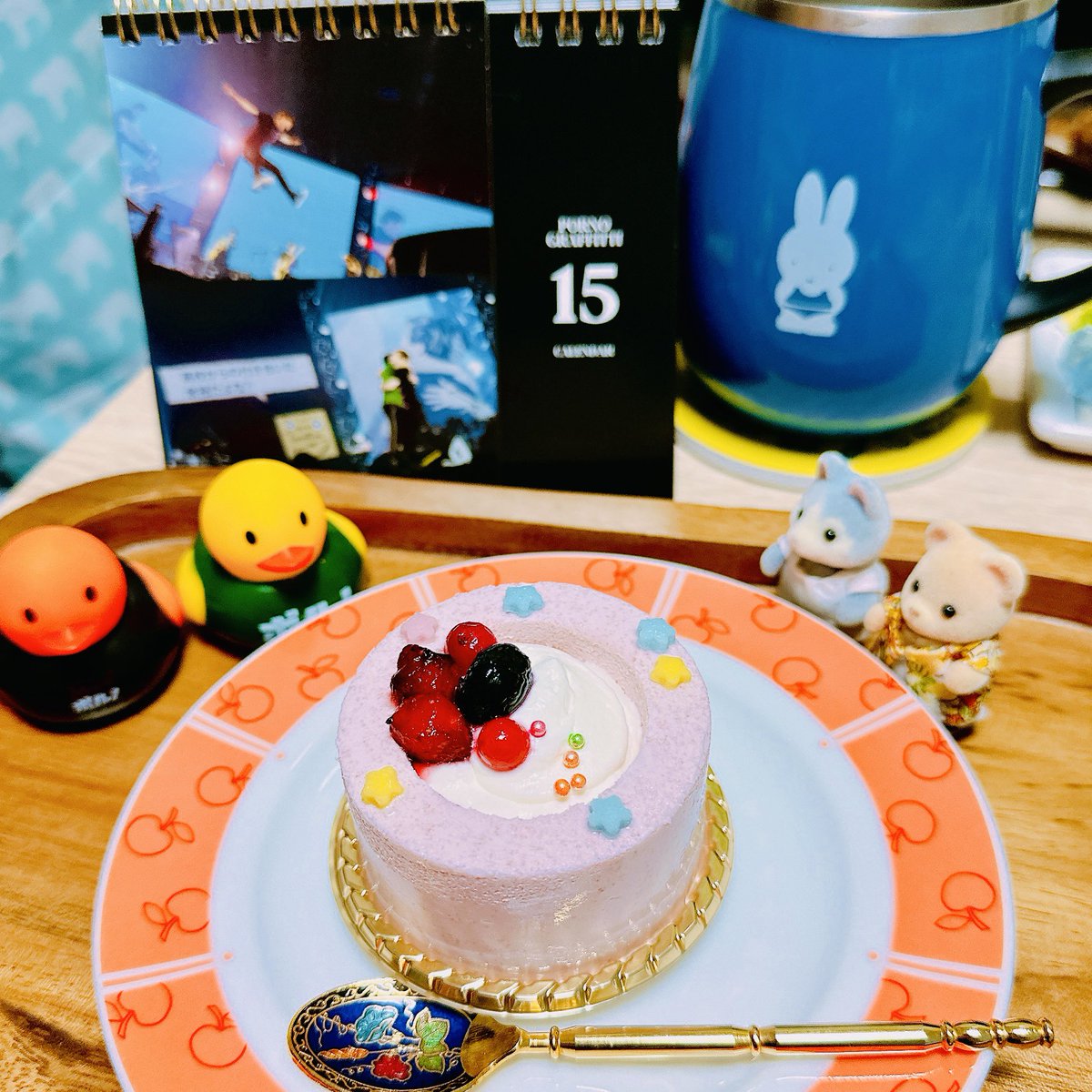 warabi_prn's tweet photo. 今日も精一杯イメージしてケーキを作りました！あきひとさんお誕生日おめでとうございます👏 https://t.co/t12QLwuLNi