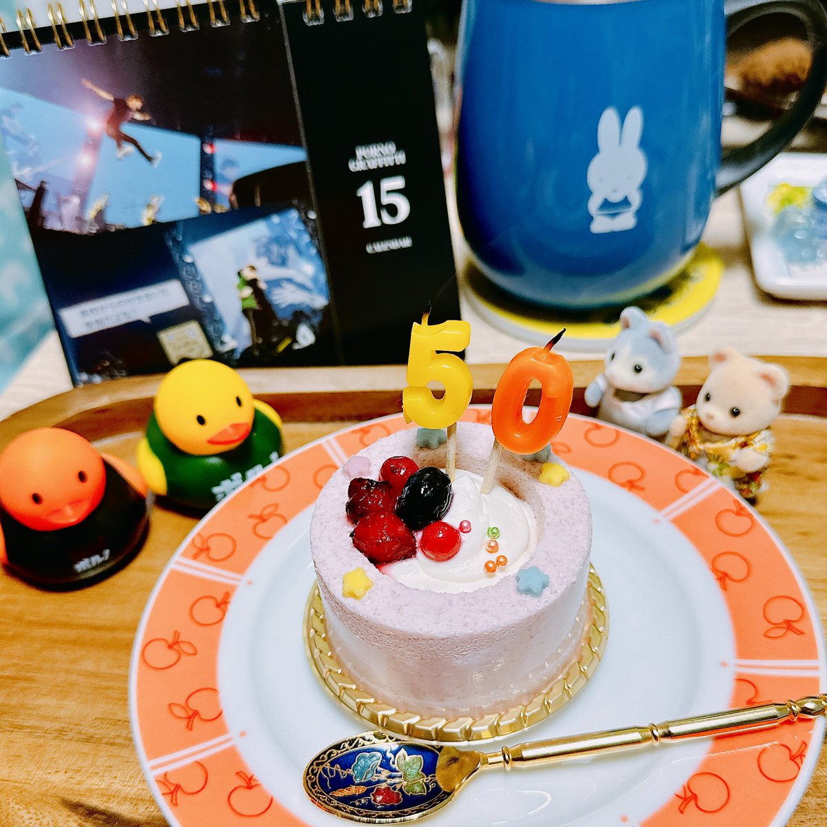 warabi_prn's tweet photo. 今日も精一杯イメージしてケーキを作りました！あきひとさんお誕生日おめでとうございます👏 https://t.co/t12QLwuLNi