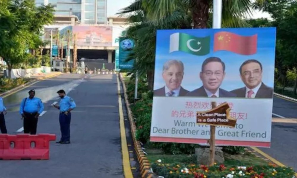 ArianaNews_'s tweet photo. په پاکستان کې د شانګهای دوه ورځنۍ غونډه پیل شوه
https://t.co/3YzBI45M6V
#ShanghaiCooperationOrganization #SCO #PakistanSummit #JaishankarVisitsPakistan https://t.co/Ph8PxOX5xn