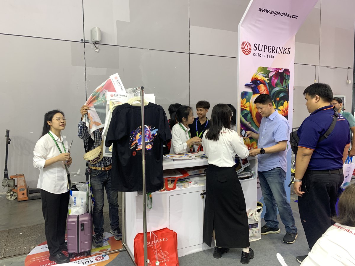 superinks1's tweet photo. On the second day of ITMA, the SUPERINKS booth was still very popular.
​https://t.co/c96w0hsaKi
COBO CO., LTD | SINCE 2002
#COBO #SublimationInk #DTFInk #DTGInk #ReactiveInk #DisperseInk #textile #ITMA #ITMA2024 #ITMAASIA #CITME #CITME2024 https://t.co/lBUQ3VykoL
