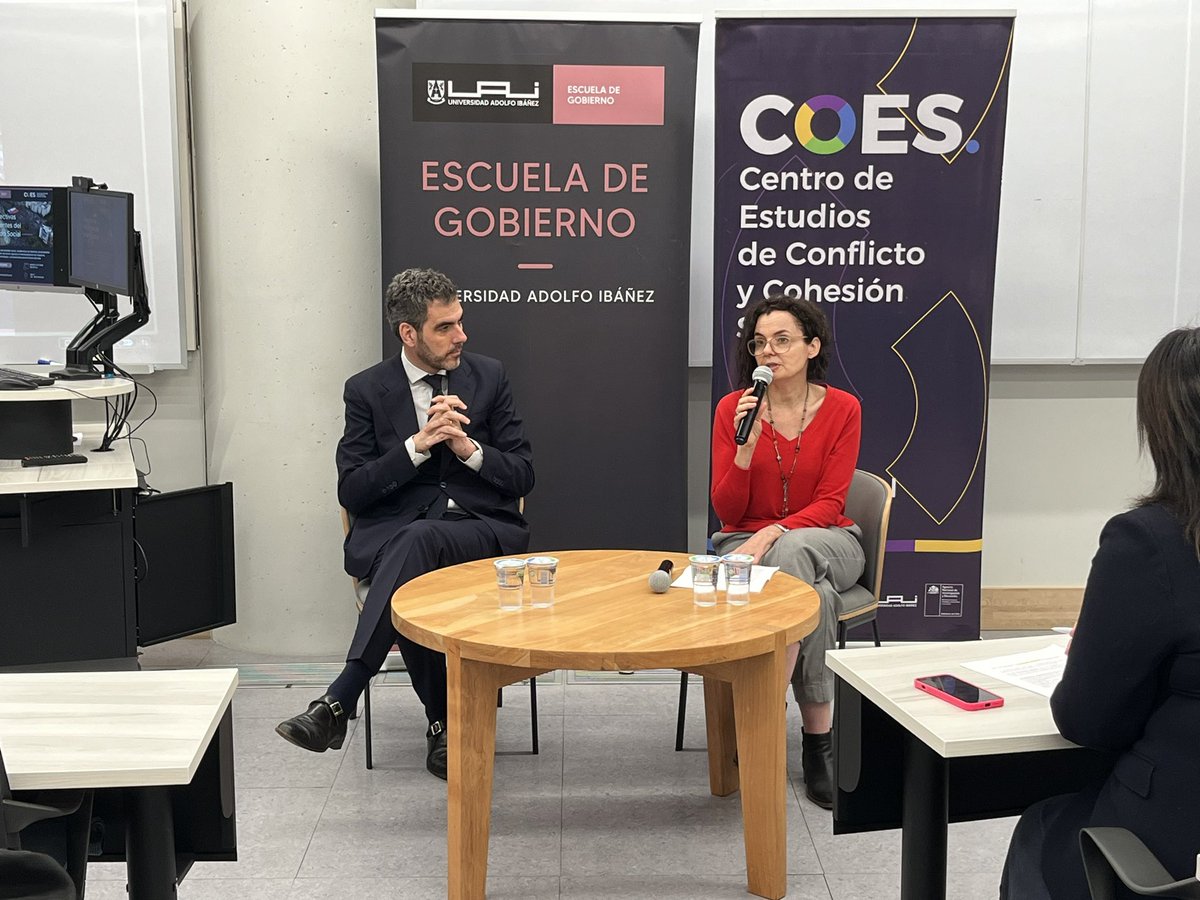 Gobierno UAI (@gobiernouai) on Twitter photo AHORA | Académicos e investigadores de diversas universidades y disciplinas reflexionan sobre los impactos del Estallido Social, ofreciendo una mirada completa de los fenómenos sociales que afectan al país. 🇨🇱 <a href="/CentroCOES/">COES</a> <a href="/uchile/">Universidad de Chile</a> <a href="/ucatolica/">Universidad Católica</a> <a href="/udp_cl/">UDP</a> <a href="/UAI_CL/">UAI</a> AHORA | Académicos e investigadores de diversas universidades y disciplinas reflexionan sobre los impactos del Estallido Social, ofreciendo una mirada completa de los fenómenos sociales que afectan al país. 🇨🇱 <a href="/CentroCOES/">COES</a> <a href="/uchile/">Universidad de Chile</a> <a href="/ucatolica/">Universidad Católica</a> <a href="/udp_cl/">UDP</a> <a href="/UAI_CL/">UAI</a>