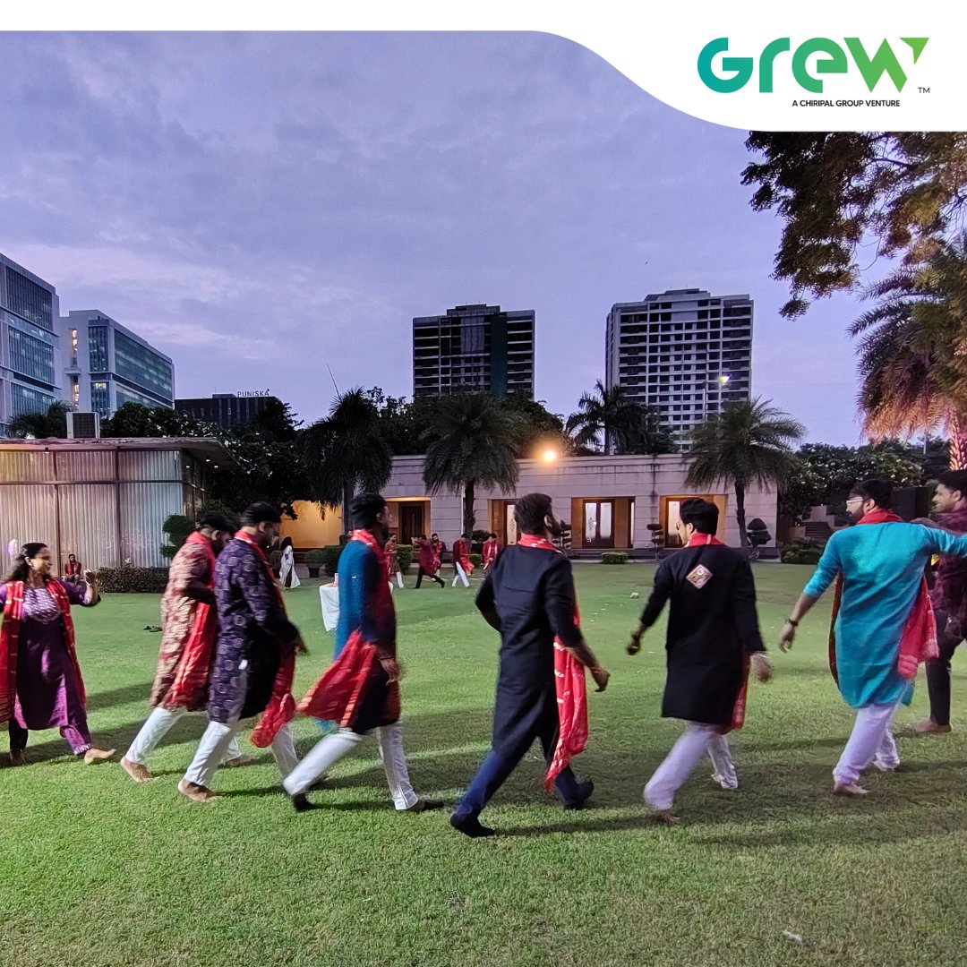 grew_solar's tweet image. Channeling our workplace with energy, dedication, and the spirit of Navratri! Here&apos;s to dancing through challenges and celebrating every success with our incredible team!

#GREW #PoweringTheNext #NextGenModules #SolarPower #SolarEnergy #FestiveSpirit #Navratri2024
