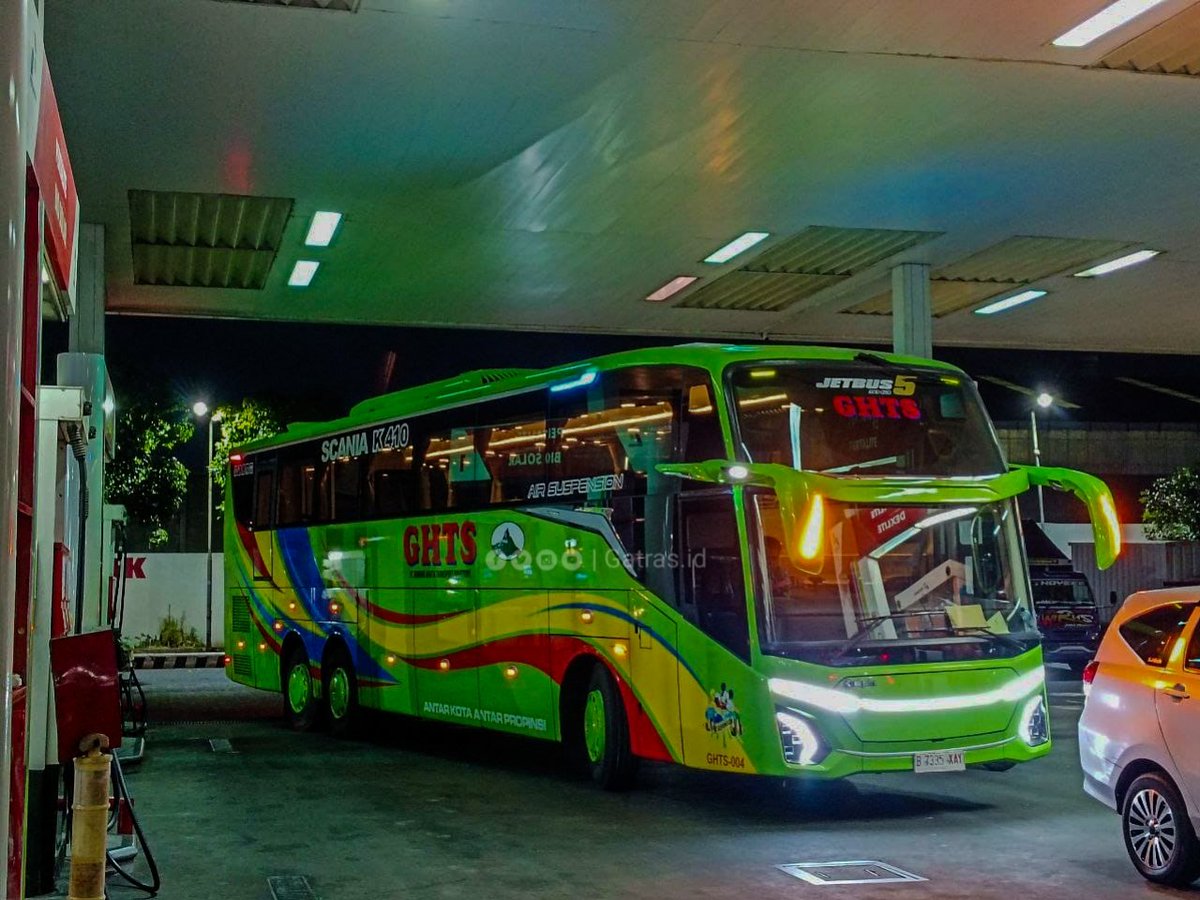 gatras_id's tweet photo. Wajah Baru...Semangat Baru....
Selamat kembali bertugas melayani penumpang di jalur Jakarta-Bondowoso.
• GHTS 004
• Scania K410ib
• Jetbus5 SHD
#ghts #gununghartasolutions #jetbus5shd https://t.co/c1UxWFPSnf