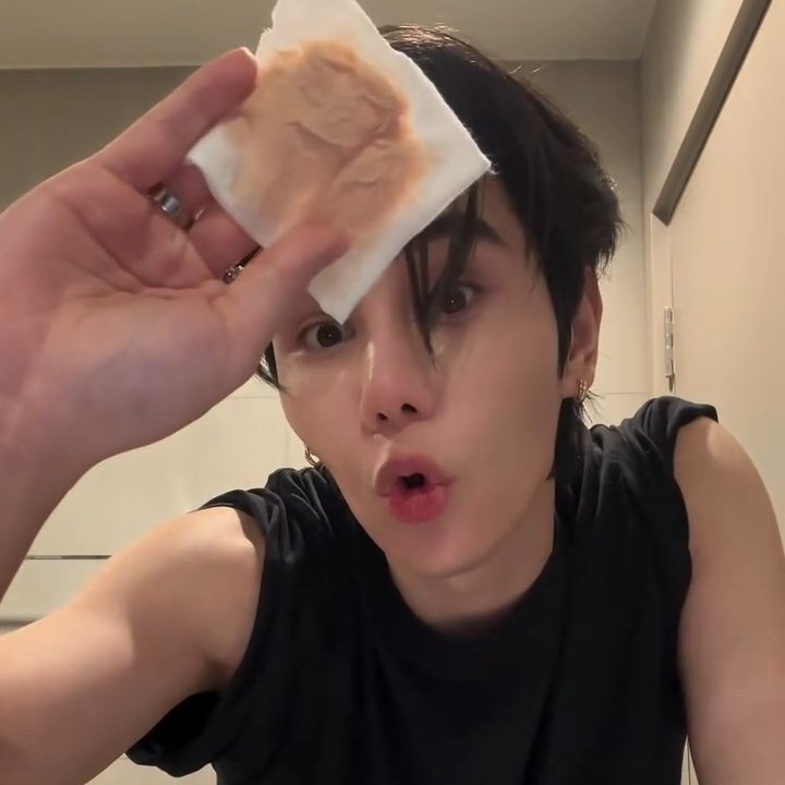 Meowky_Satur's tweet image. ดูยัยนิ้ทำหน้าาา น่ารักกก น่ารักม๊าดดกดกดก

ꪒ⑅ꪒ ྀི @jeffsatur | #jeffsatur  ྀི 🩷ㅤ
︶⊹︶︶︶︶୨୧︶︶︶︶⊹︶

#Letsmoveon #NIVEAโฟมลดสิว #NIVEAโมเซล่าลดสิว #NIVEADermaAcneCare #NIVEAxJEFFSATUR