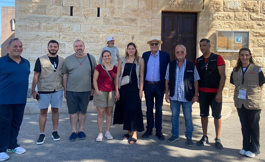 lasallearlep's tweet photo. #HermanosLaSalle El Hermano Guillermo Moreno, miembro del Proyecto Fratelli en el Líbano, nos comparte su decisión de permanecer en la zona ahora que los más vulnerables más necesitan del apoyo de la comunidad. Lee aquí su entrevista.https://t.co/pX35eOiYCk #SomosLaSalle #Libano https://t.co/9dRmRSBsTa