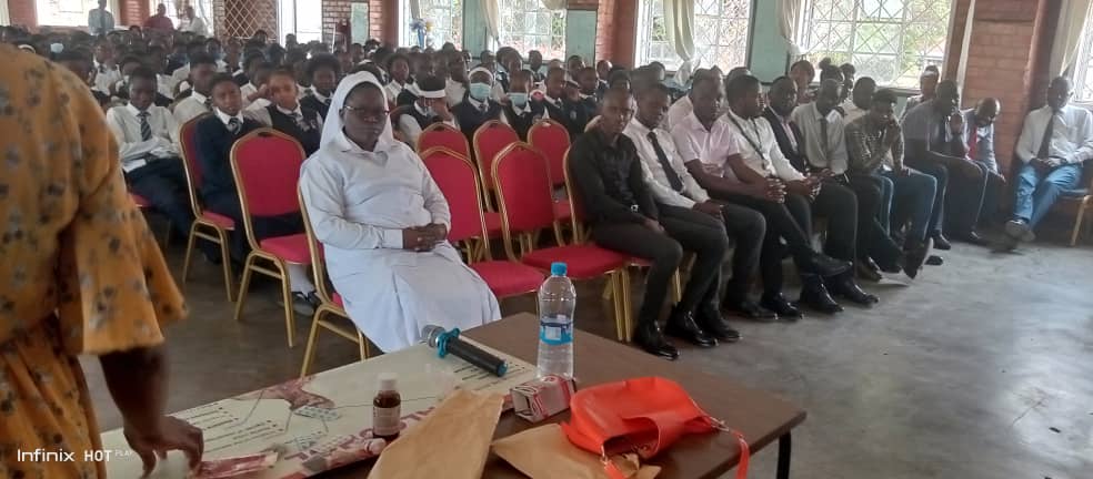 DECZambia's tweet photo. The Education and Counselling Department  in the Copperbelt Province conducted a sensitisation activity for pupils at Sacred Heart Convent School in Chingola District. The initiative was a joint effort between DEC and the Church aimed to raise awareness on the dangers of drug. https://t.co/qRtE7MxZRD