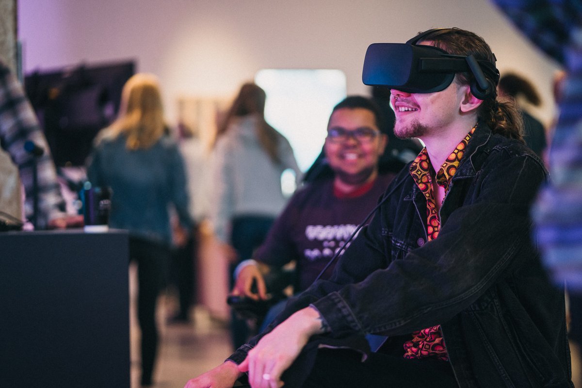 From mind-bending virtual reality explorations into other people’s lives to thrifty cooking workshops, join our researchers for a series of thought-provoking free events as the Festival of Social Science returns to Sheffield.

Explore the full programme: bit.ly/3YrZePN