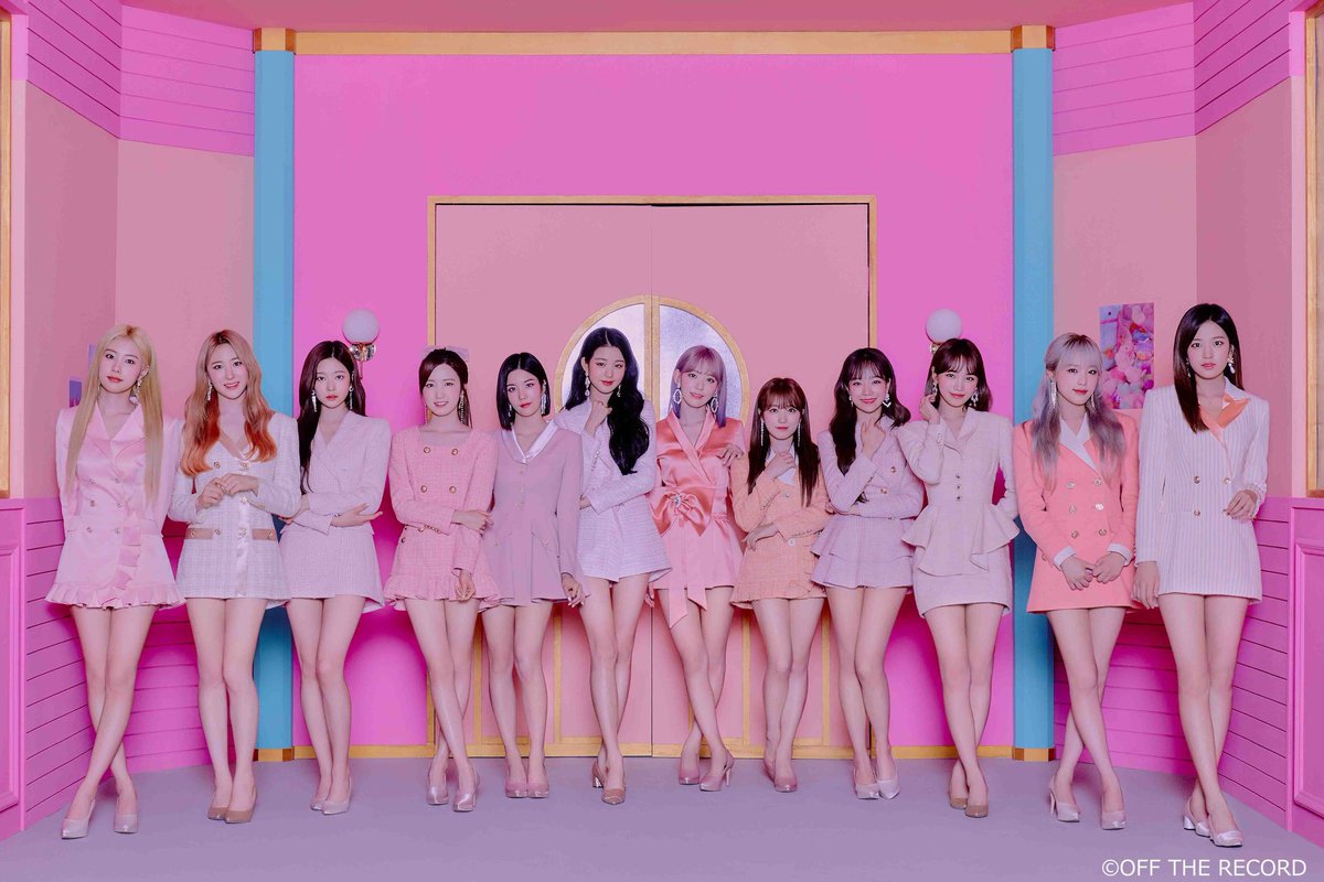 chartsive's tweet photo. .@IVEstarship joins with LE SSERAFIM &amp; IZ*ONE and becomes the only 4th generation girl groups to sell over 200,000 copies on Oricon Chart HISTORY 🇯🇵.

#IVE #아이브 https://t.co/iDJ4zpxt3a