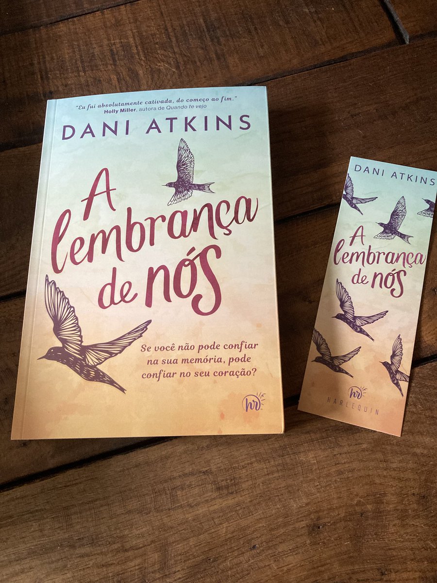 There will never be a time when this gets old.

Made my day to receive the Brazilian edition of The Memory of Us. So excited to hear from readers in Brazil. Please me know what you think of it.
Thank you, Harlequin