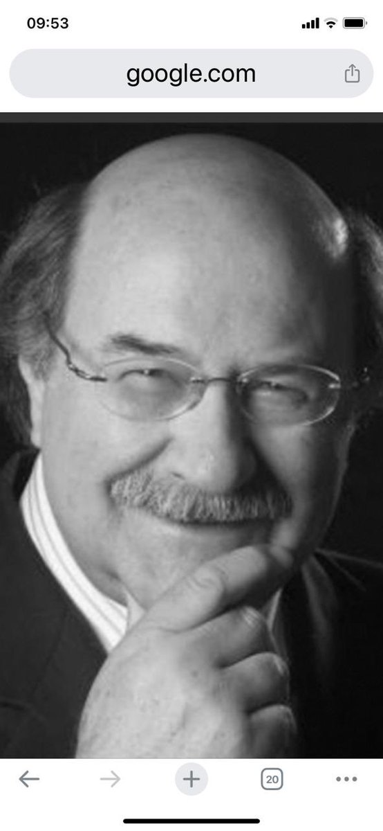 Adiós querido Antonio Skármeta! 🌹Tu sonrisa tierna , tu amor por la cultura y las artes y tu enorme talento te vuelven inmortal.