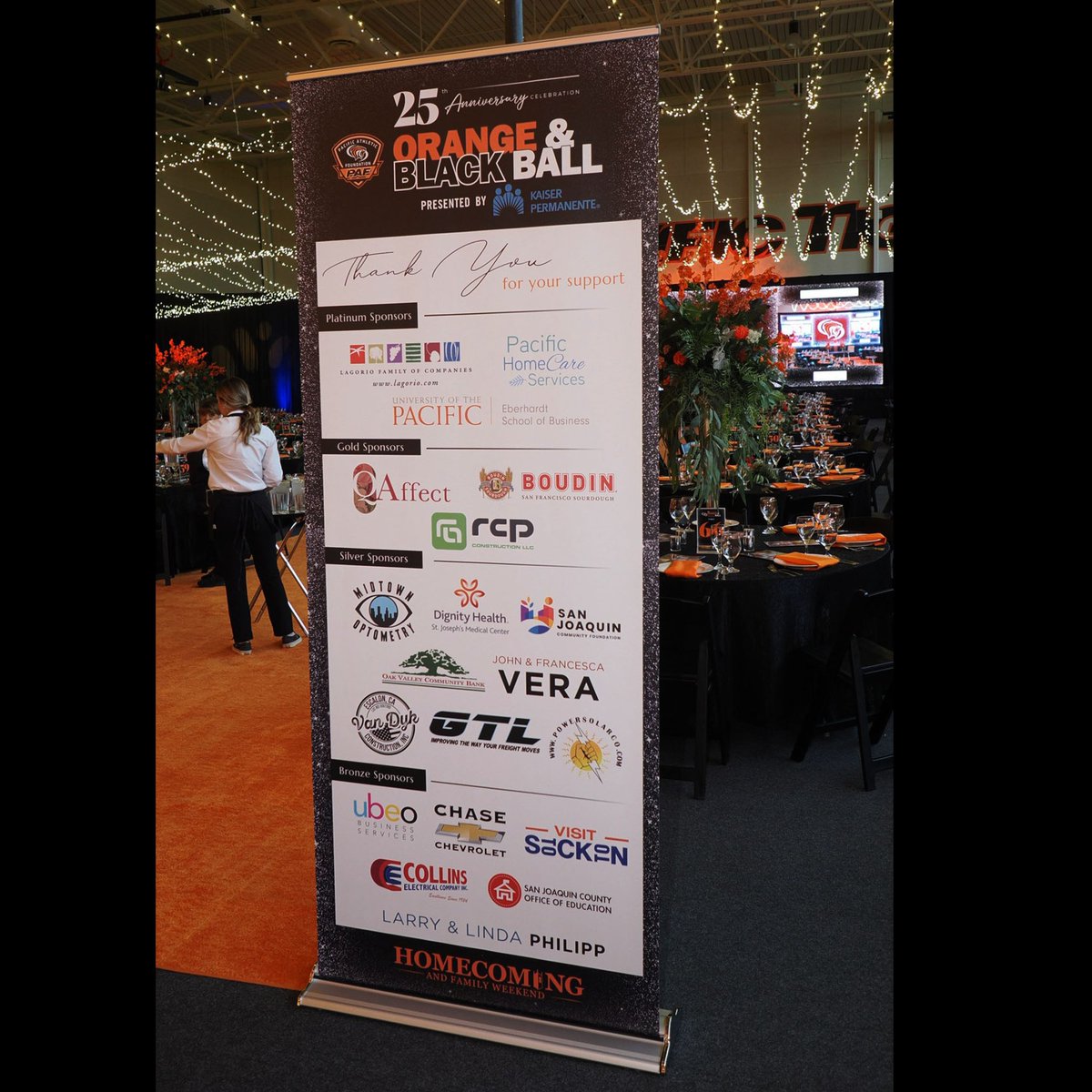 24I30 Creative tweet media