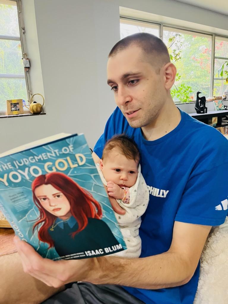 The Judgment of Yoyo Gold is out today from <a href="/PhilomelBooks/">Philomel</a> <a href="/PenguinTeen/">Penguin Teen</a> ! I'm very proud of this book and I hope you'll give it a read.
