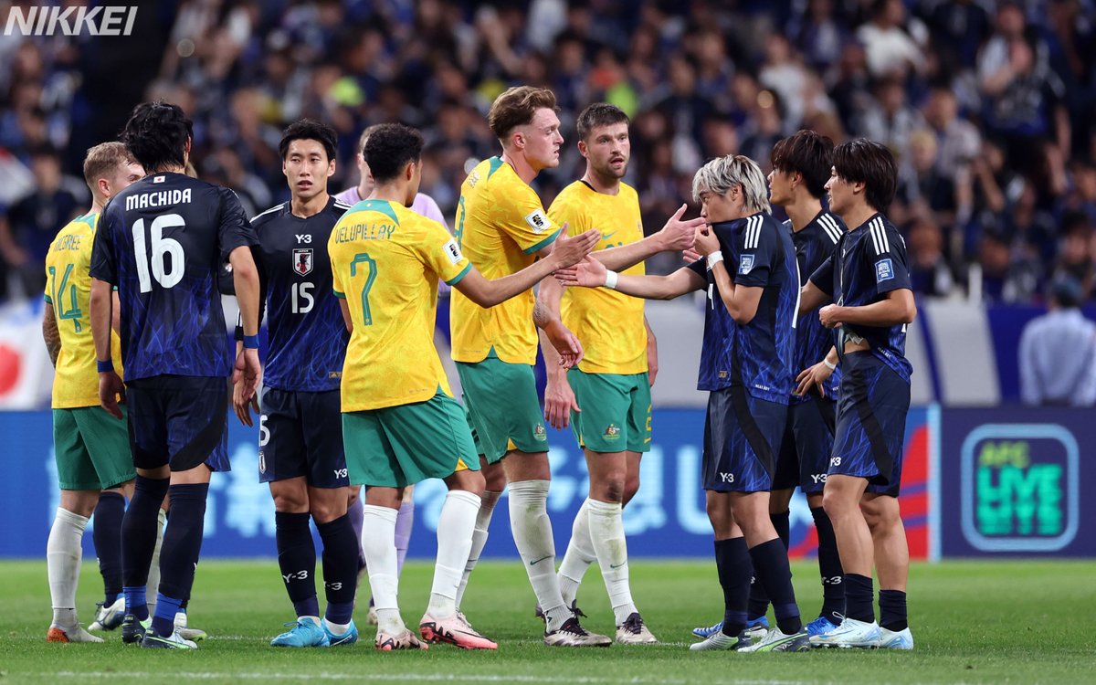 nikkeiphoto's tweet photo. ⚽W杯アジア最終予選
🇯🇵1－1🇦🇺　引き分け
https://t.co/i7PixPklBA

サッカーの2026年Ｗ杯北中米大会アジア最終予選が埼玉スタジアムで行われ、 #サッカー日本代表 はオーストラリアと1-1で引き分けました。後半、オウンゴールで先制されるも、オウンゴールで追いつきました＝石井理恵、杉浦瑛俊撮影