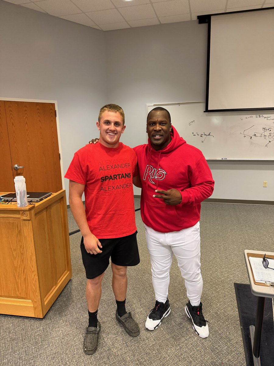 Isaac Waller (@isaacwaller42) on Twitter photo Had a amazing visit with <a href="/URGFootball/">RioFootball</a> and <a href="/Coach_QWilson/">Quincy Wilson</a>. Thank you for the great opportunity. Had a amazing visit with <a href="/URGFootball/">RioFootball</a> and <a href="/Coach_QWilson/">Quincy Wilson</a>. Thank you for the great opportunity.