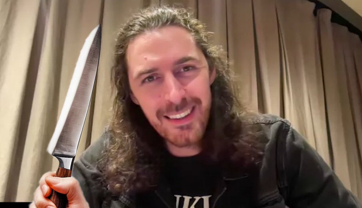 edenslithered's tweet photo. POV: you’re in the kitchen with hozier and you just got in his way https://t.co/6LsApt6VPC