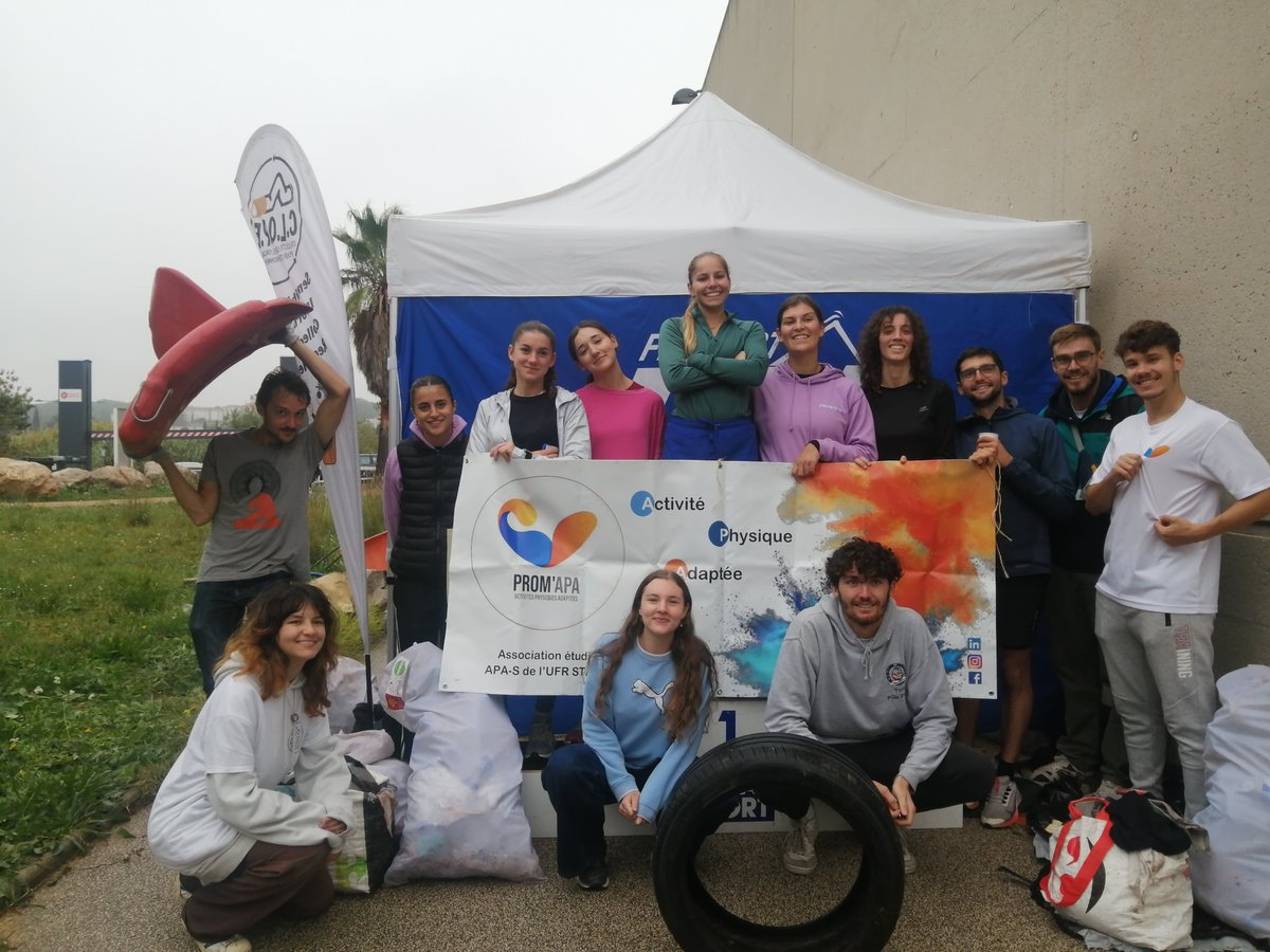 l'évènement PICK N'RUN organisé par l'association prom'APA s'est déroulé le lundi 7 octobre. Il a permis de débarrasser le campus de l'UFR de 600litres de déchets. Merci aux organisateurs et et aux participants.
staps.edu.umontpellier.fr/2024/10/15/pic…