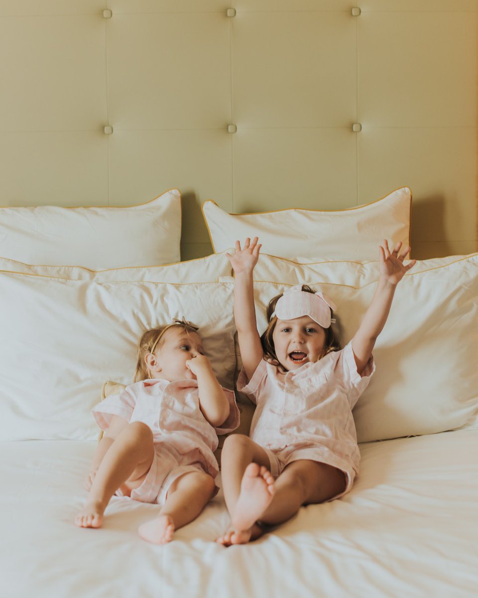 "I have a question for everybody...Who wants to go to Hotel Bennett!?" 🙋 

📸 IG mashta_fam

#charlestonsc #explorecharleston #holycity #hotelbennettbaby