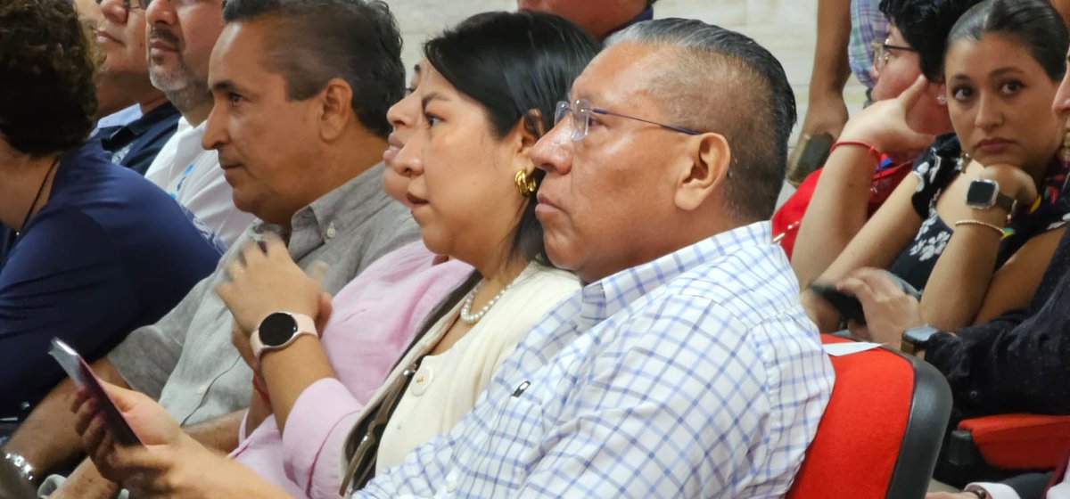 FerGaspar10's tweet photo. Felicidades presidenta @BayardoRosi en esta encomienda de servirle a todas y todos en este gran puerto de Manzanillo, Colima.

@IsaiasGCroc @davidoq @CROCColima2 @indira_vizcaino https://t.co/rPiAKKh9no