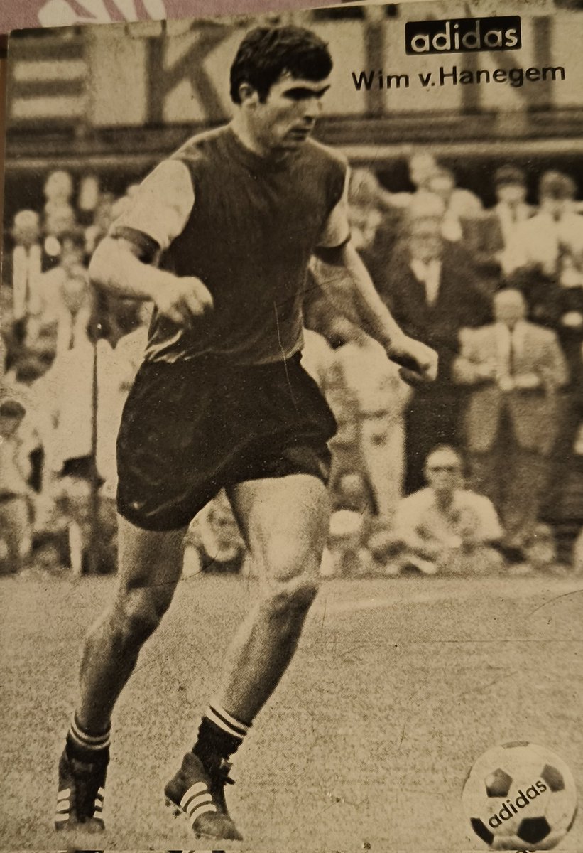 Altijd leuk als je weer #Feyenoord dingen op zolder vindt. ❤️🤍🖤