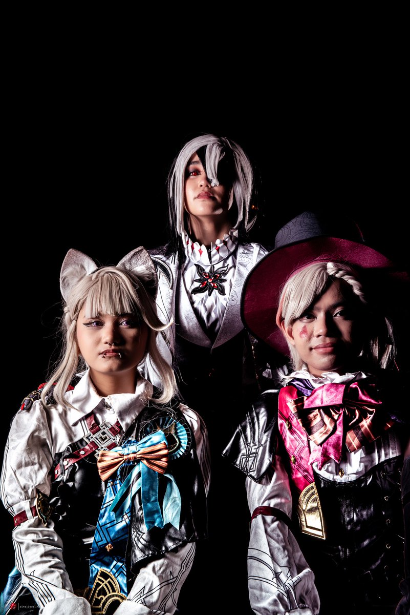_Maisha_06's tweet photo. Had a birthday photoshoot a few months ago~ ehe

Photographer: @ ainsliedel.v

#FatuiharbingerCosplay #GenshinImpact #GenshinImpactcosplay https://t.co/eXr0jmR5dZ