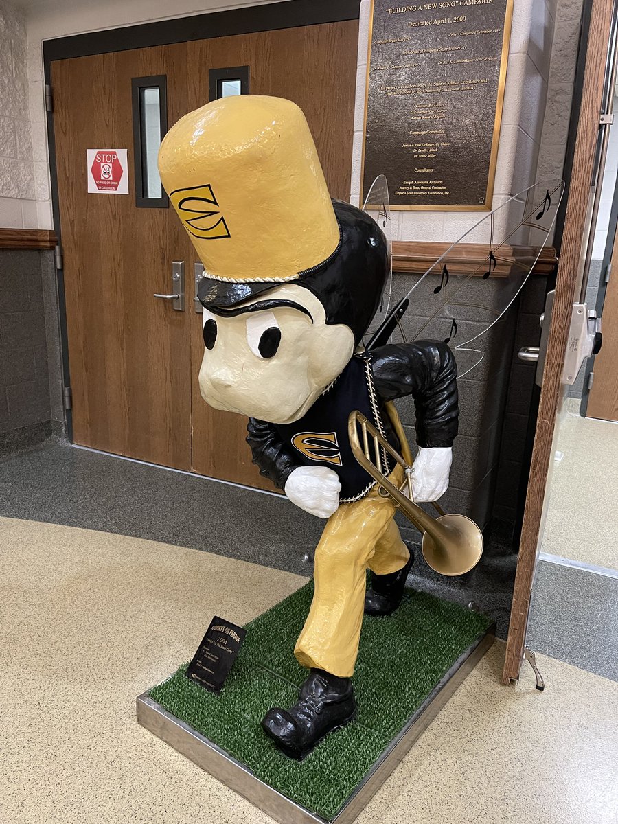 CoachRobie232's tweet photo. Thanks @emporiastate for hosting us on our #futurereadyday, we had a great visit and loved learning about all ESU has to offer! @DeSotoWildcats @WooleryDHSPE https://t.co/ZEsSt0U21C