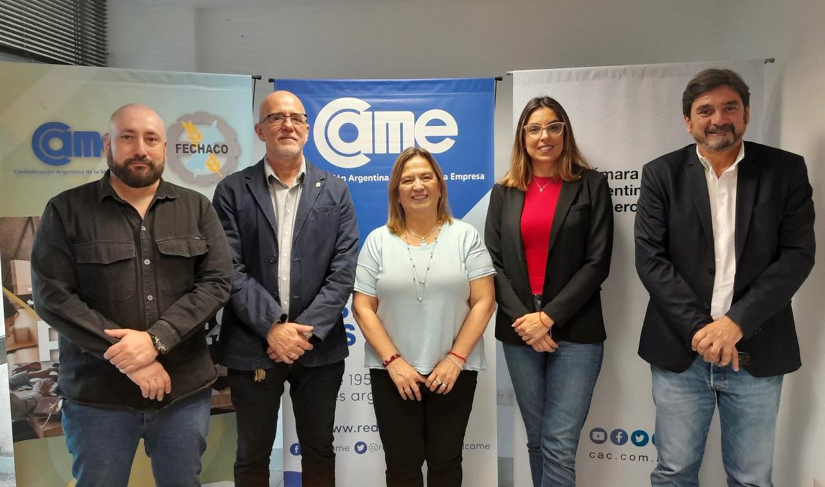 <a href="/Alemoccioli/">Alejandra Moccioli</a>  mantuvo una reunión de trabajo interinstitucional en la sede de la <a href="/fechacochaco/">@fechacochaco</a> para vincular a las instituciones involucradas en la investigación y el desarrollo del sector de la cultura y sumarlas al trabajo que realiza <a href="/redcame/">CAME</a> a nivel nacional.