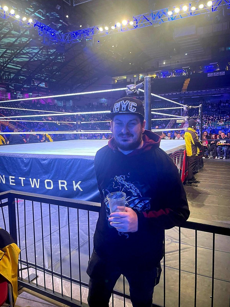 #WWENewcastle lets Go!!