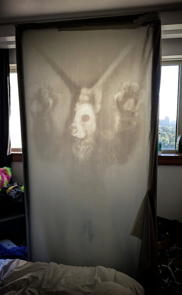 pup_mylo's tweet photo. Looks like @LyamTheYeen got sealed up and turned into a ghost!
#furry #fursuit #vactower #vacbed #breathplay https://t.co/nlRPqNvNo7