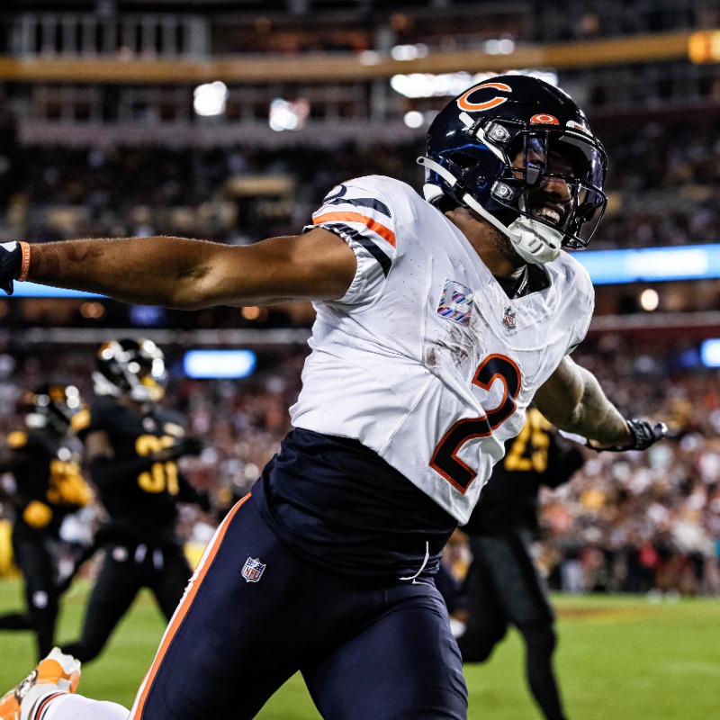 ChicagoBears's tweet photo. Our Week 8 matchup vs. the Commanders has been flexed to 3:25pm CT 👀
