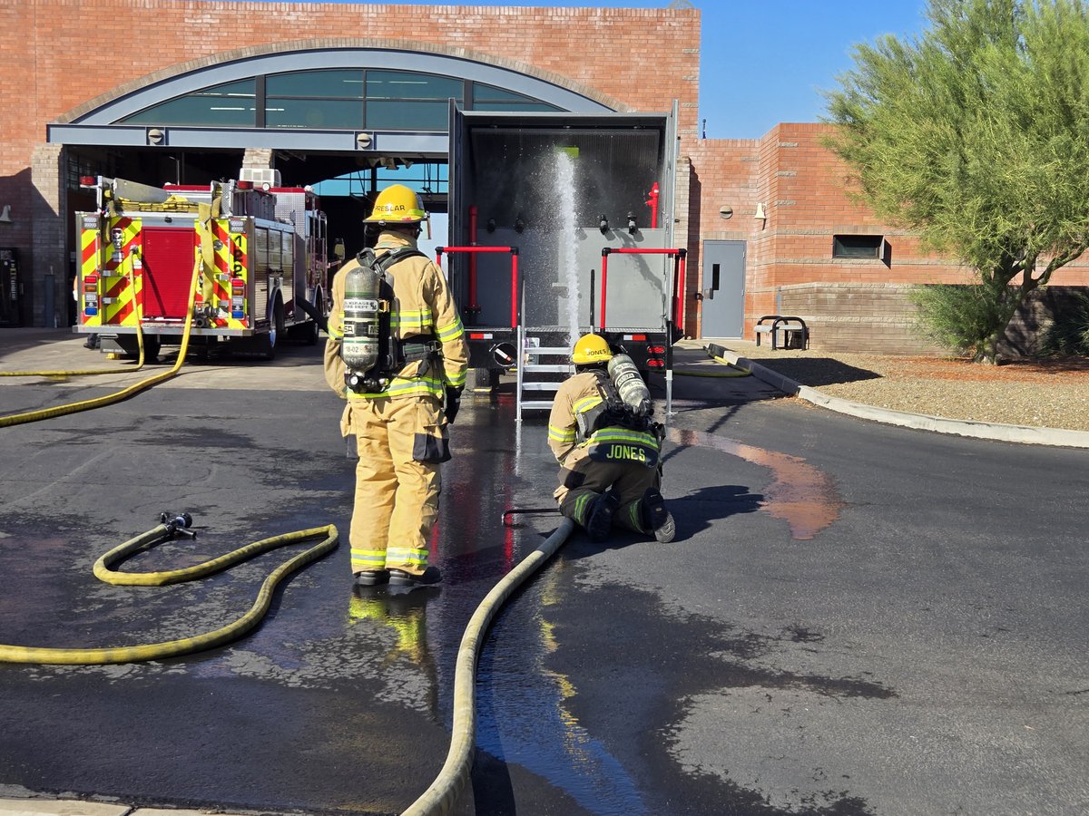 tedcooke701's tweet photo. Nice morning to attend a demo of the @ElMirageArizona innovative Direct Recycling Apparatus Firefighter Training and Sustainability (DRAFTS) unit. Critical firefighter training can occur without wasting water. A water conservation grant from @ArizonaWIFA made this possible. https://t.co/fH6nzxY6CU